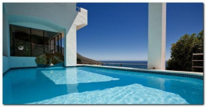  Bayview Penthouses and Rooms  Кейптаун